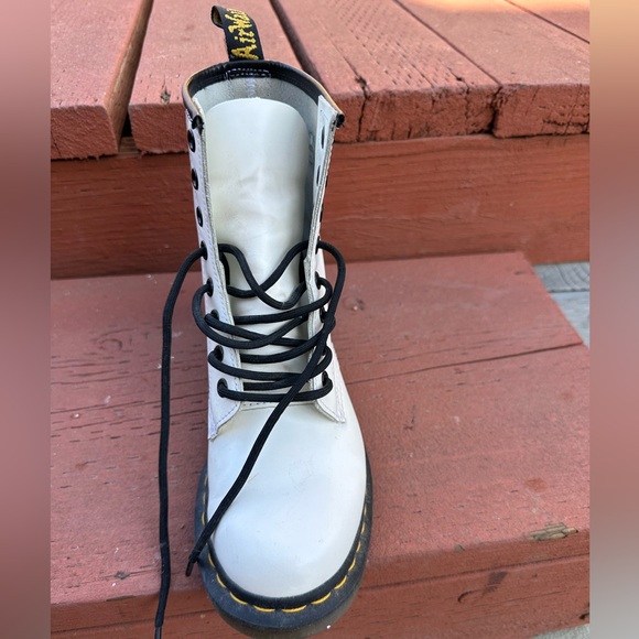 WHITE leather Dr. Martens 1460 lace up boots - good condition - size US 7 L - Picture 9 of 16